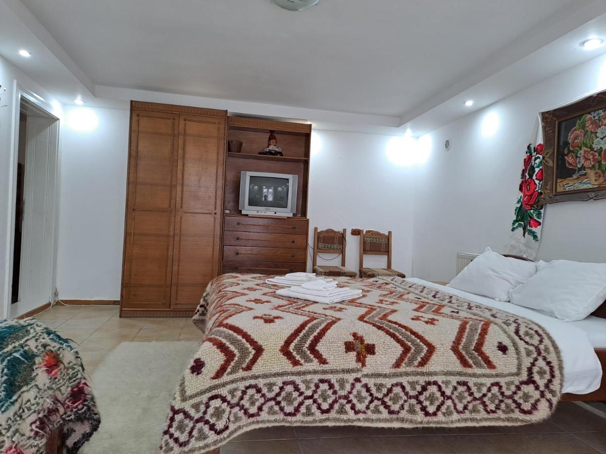 Pensiunea Rednic Lenuta Giulesti Exterior foto